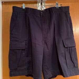 Vintage NWT men’s COVINGTON cargo shorts size 38 color dark blue